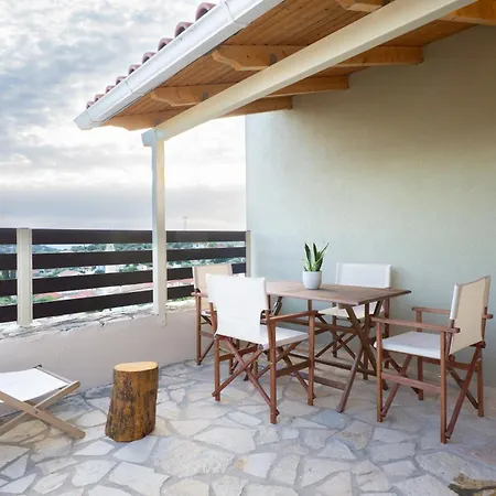 Nonna's Eftihia On The Hill