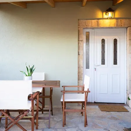 Nonna's Eftihia On The Hill * Argostoli (Kefalonia)