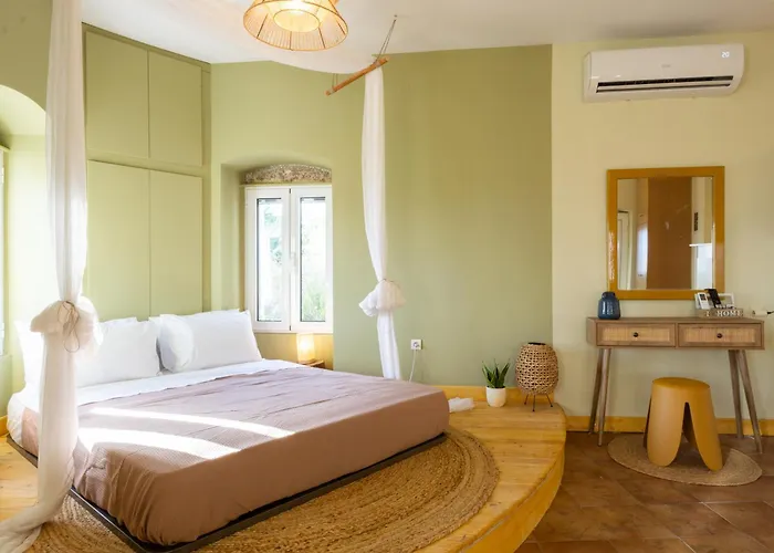 Nonna's Eftihia On The Hill Apartamento